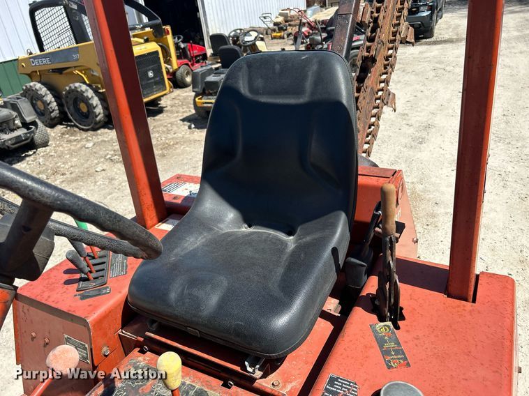 image for item DR4560 1996 Ditch Witch 3500  trencher
