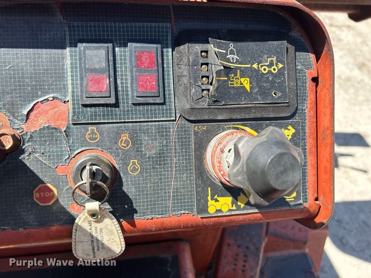 image for item DR4560 1996 Ditch Witch 3500  trencher