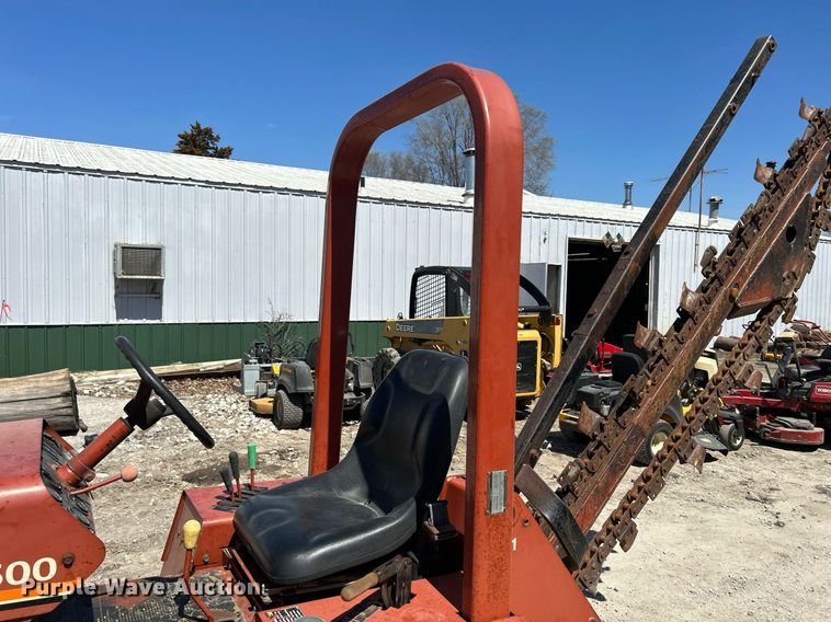 image for item DR4560 1996 Ditch Witch 3500  trencher