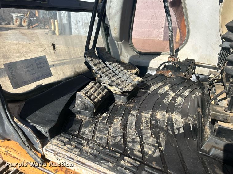 image for item DR4561 2001 Case CX210  excavator