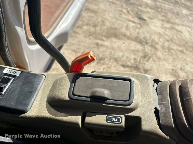 image for item DR4561 2001 Case CX210  excavator