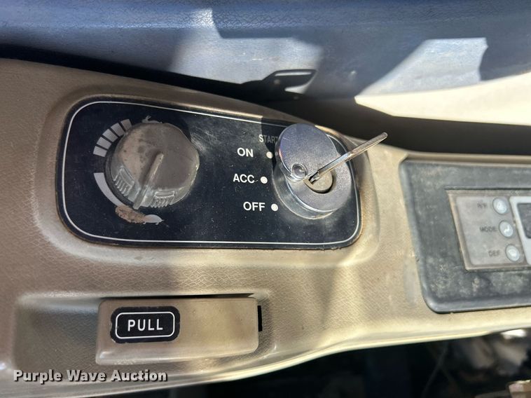 image for item DR4561 2001 Case CX210  excavator