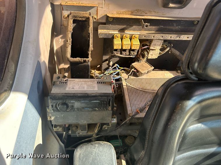 image for item DR4561 2001 Case CX210  excavator