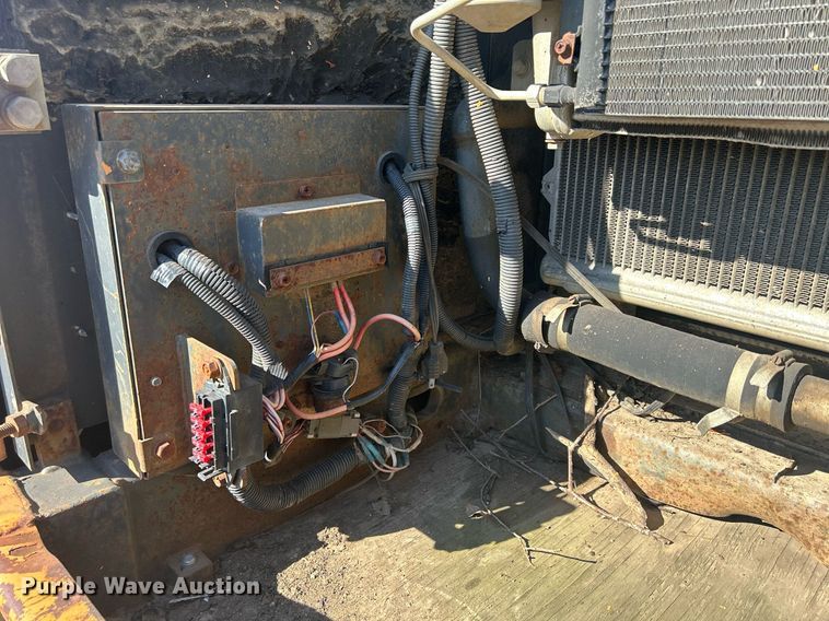 image for item DR4561 2001 Case CX210  excavator