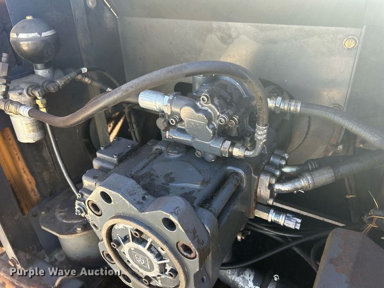 image for item DR4561 2001 Case CX210  excavator