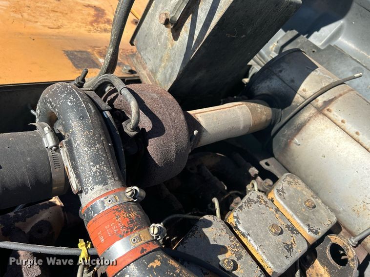 image for item DR4561 2001 Case CX210  excavator