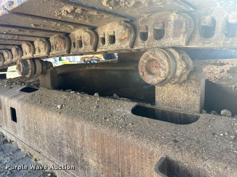 image for item DR4561 2001 Case CX210  excavator