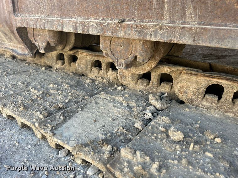 image for item DR4561 2001 Case CX210  excavator