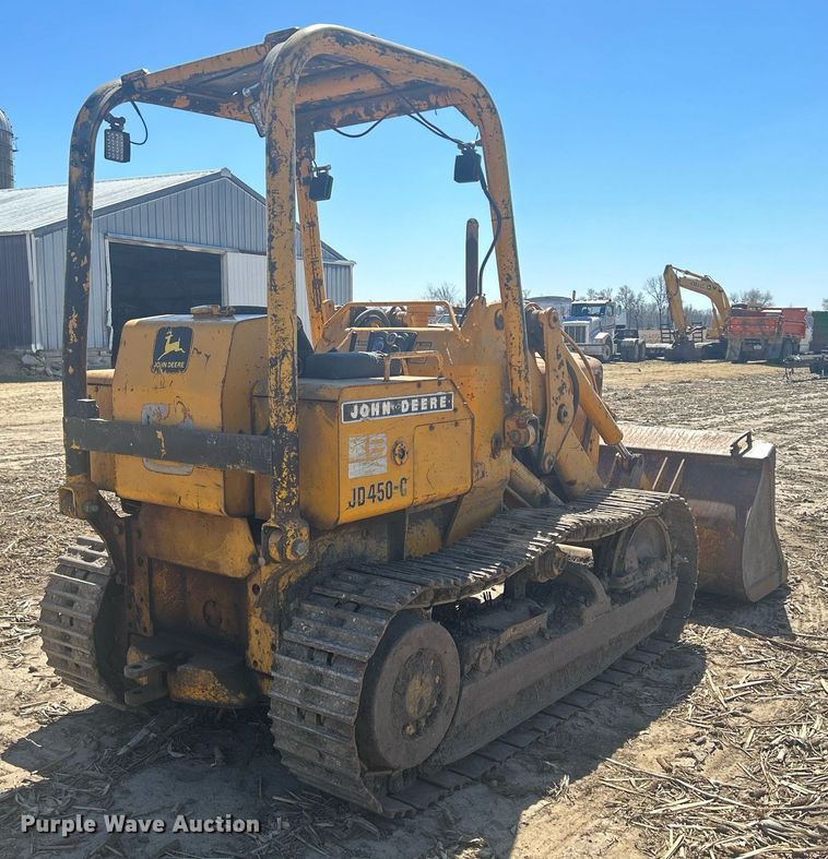 image for item DR4564 1979 John Deere 450C  track loader