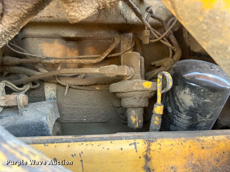 image for item DR4564 1979 John Deere 450C  track loader