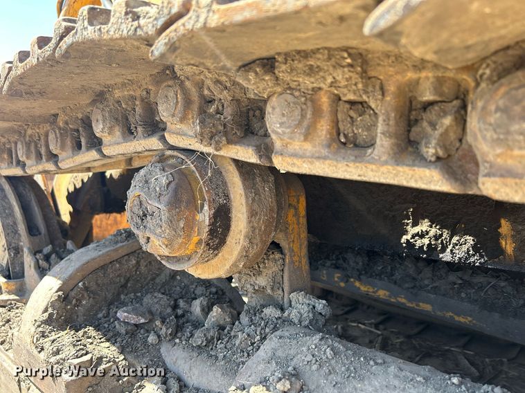 image for item DR4564 1979 John Deere 450C  track loader