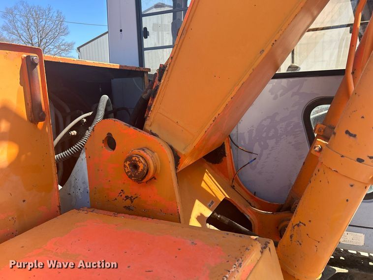 image for item DR4565 1992 Hitachi EX120-2  excavator