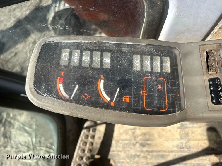 image for item DR4565 1992 Hitachi EX120-2  excavator