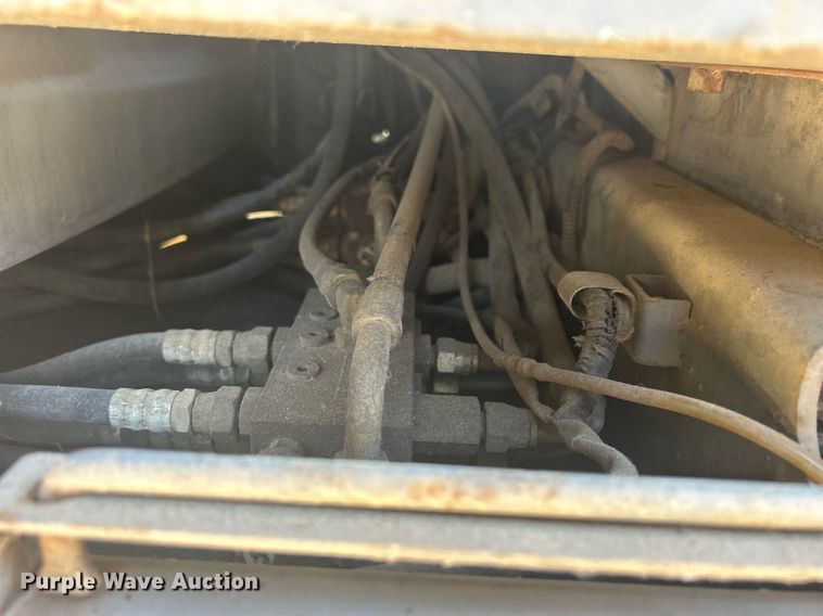 image for item DR4565 1992 Hitachi EX120-2  excavator