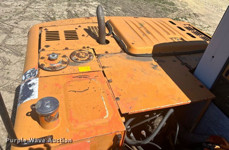 image for item DR4565 1992 Hitachi EX120-2  excavator