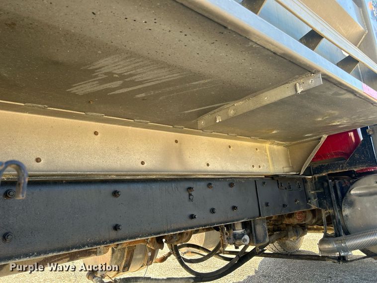 image for item DR4566 1997 Mack RD688S  dump truck