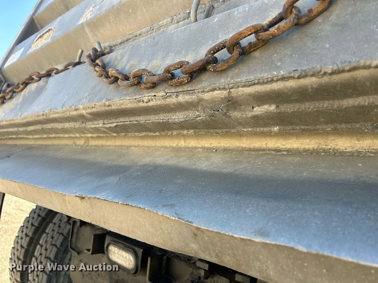 image for item DR4566 1997 Mack RD688S  dump truck