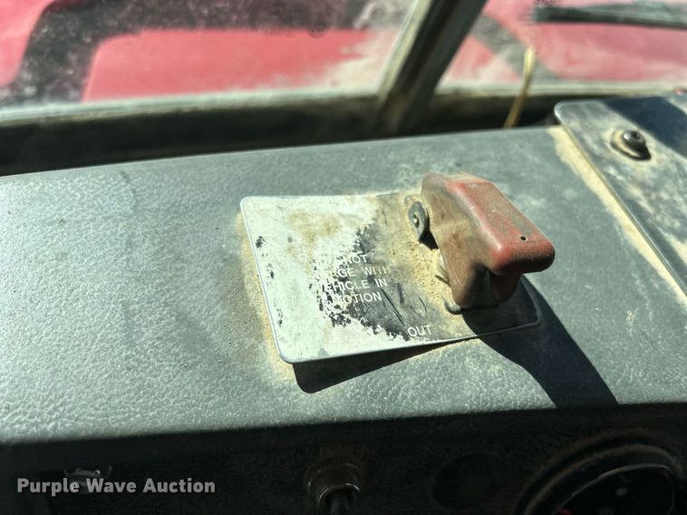 image for item DR4566 1997 Mack RD688S  dump truck