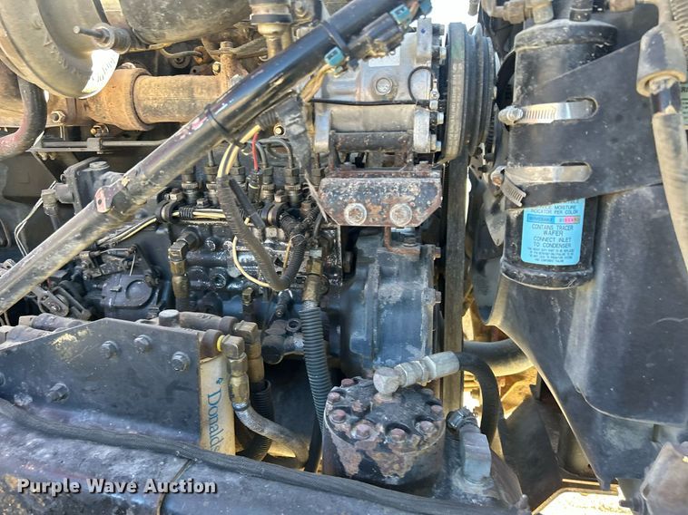 image for item DR4566 1997 Mack RD688S  dump truck