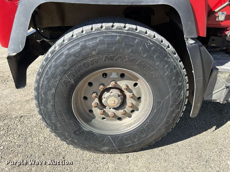 image for item DR4566 1997 Mack RD688S  dump truck