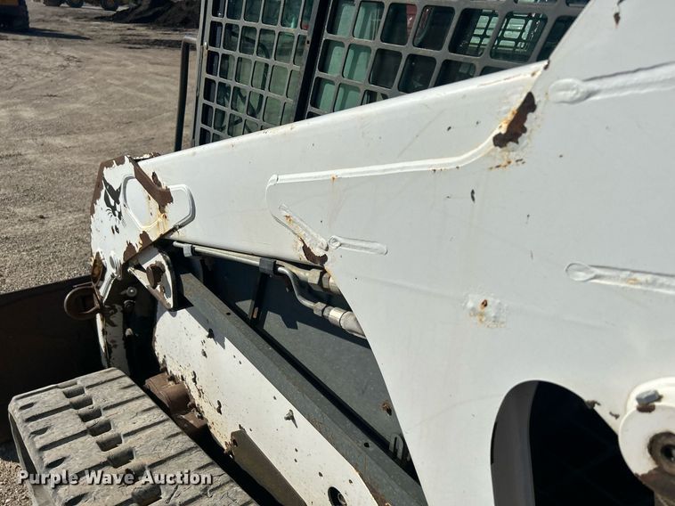 image for item DR4567 2007 Bobcat T190  tracked skid steer loader