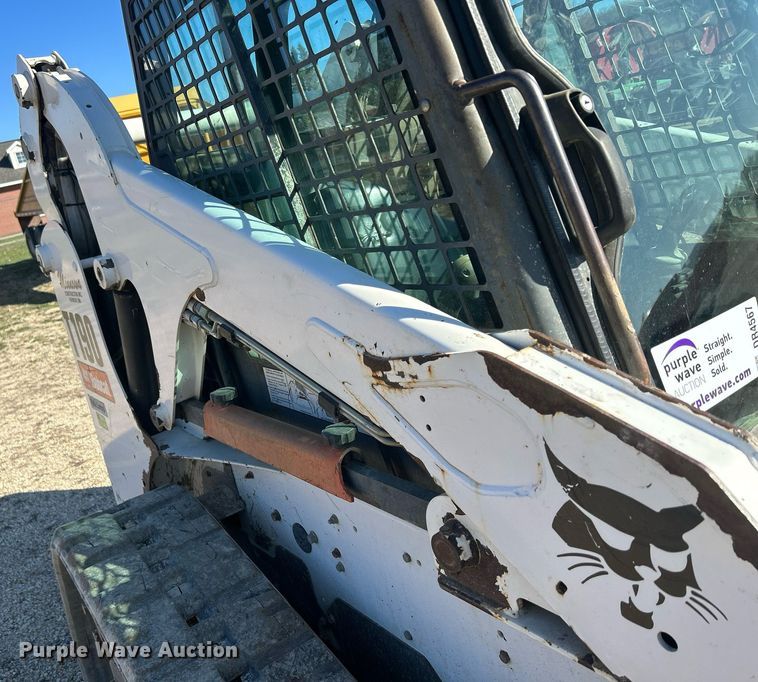 image for item DR4567 2007 Bobcat T190  tracked skid steer loader