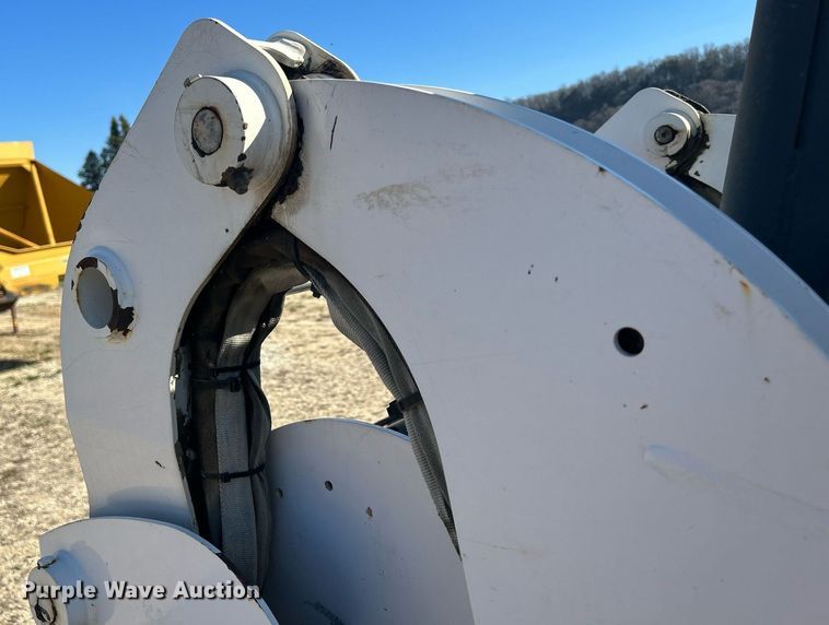 image for item DR4567 2007 Bobcat T190  tracked skid steer loader