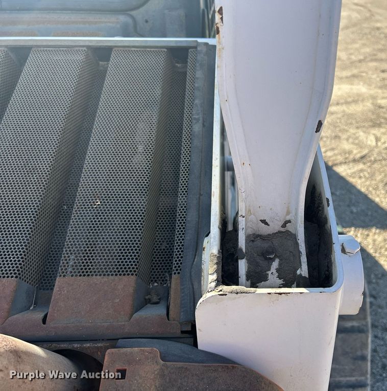 image for item DR4567 2007 Bobcat T190  tracked skid steer loader