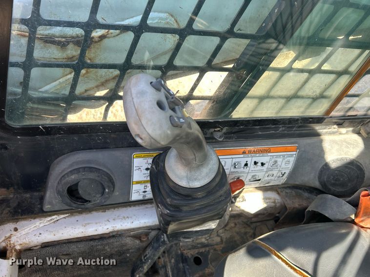 image for item DR4567 2007 Bobcat T190  tracked skid steer loader