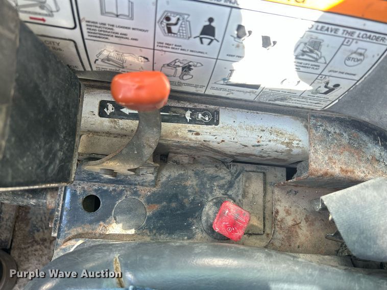 image for item DR4567 2007 Bobcat T190  tracked skid steer loader