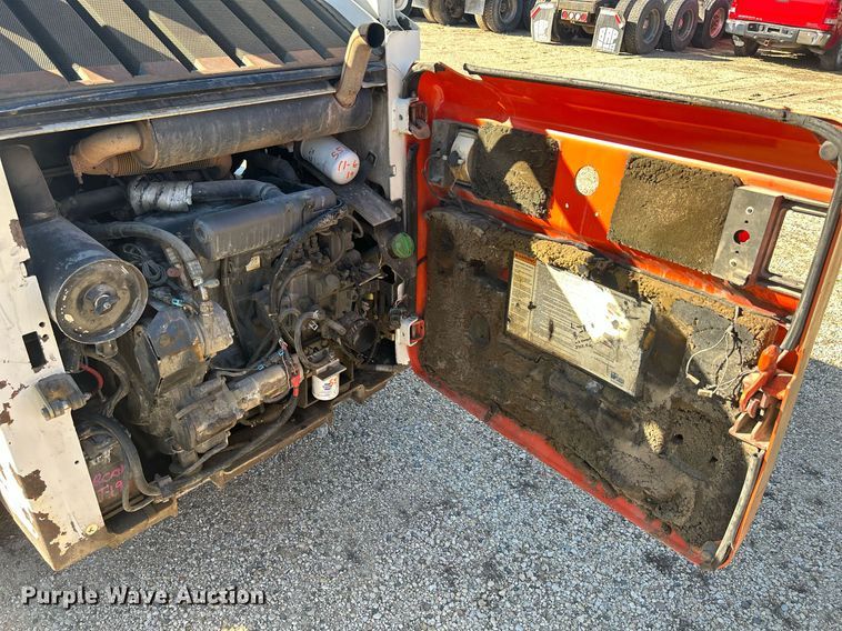 image for item DR4567 2007 Bobcat T190  tracked skid steer loader