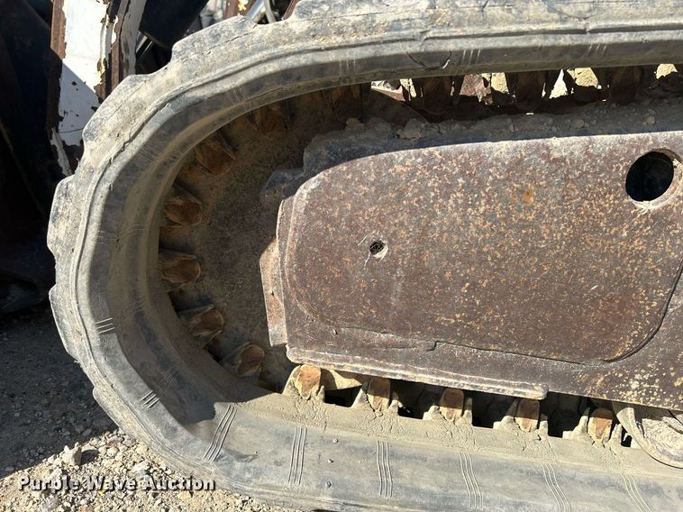 image for item DR4567 2007 Bobcat T190  tracked skid steer loader