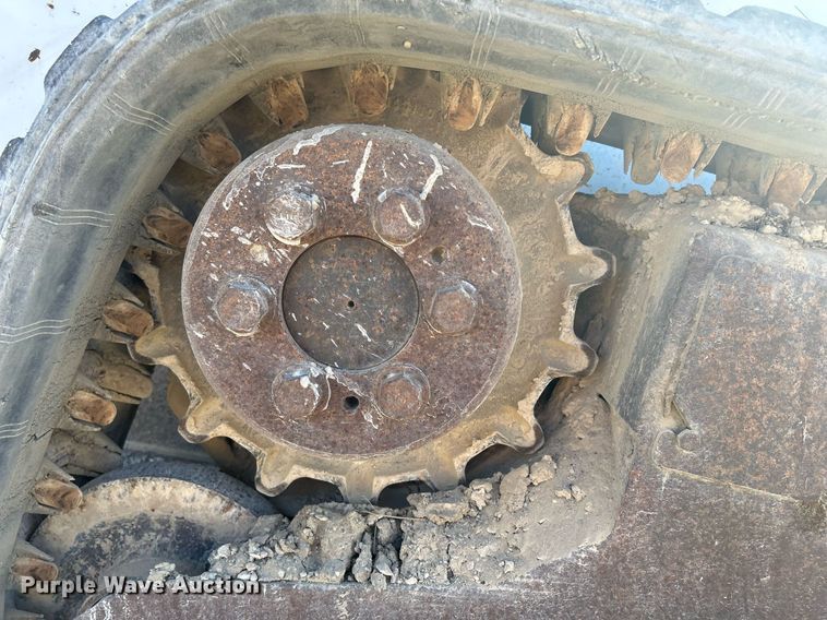 image for item DR4567 2007 Bobcat T190  tracked skid steer loader