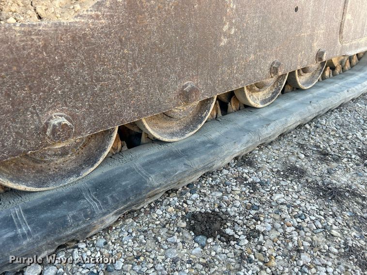 image for item DR4567 2007 Bobcat T190  tracked skid steer loader