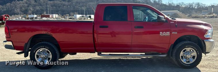image for item DR4568 2014 Dodge Ram 2500HD  Crew Cab pickup truck