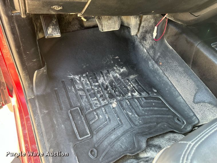 image for item DR4568 2014 Dodge Ram 2500HD  Crew Cab pickup truck