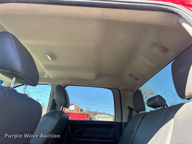 image for item DR4568 2014 Dodge Ram 2500HD  Crew Cab pickup truck