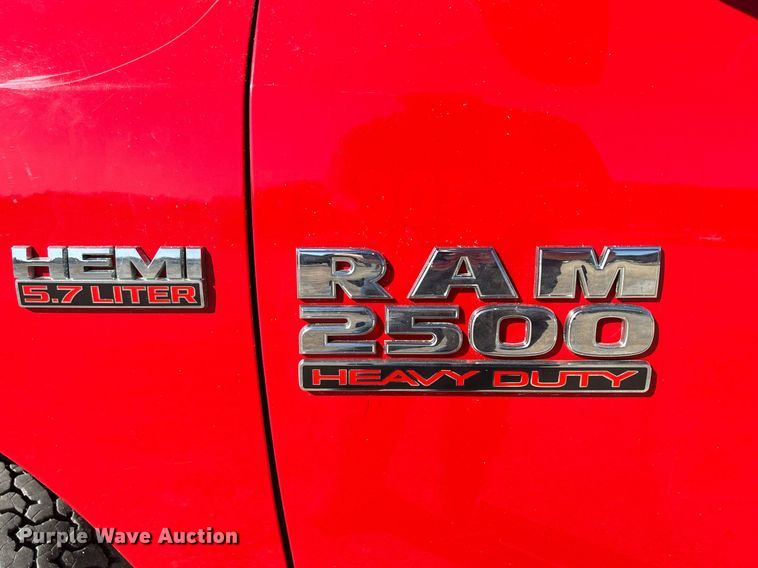 image for item DR4568 2014 Dodge Ram 2500HD  Crew Cab pickup truck