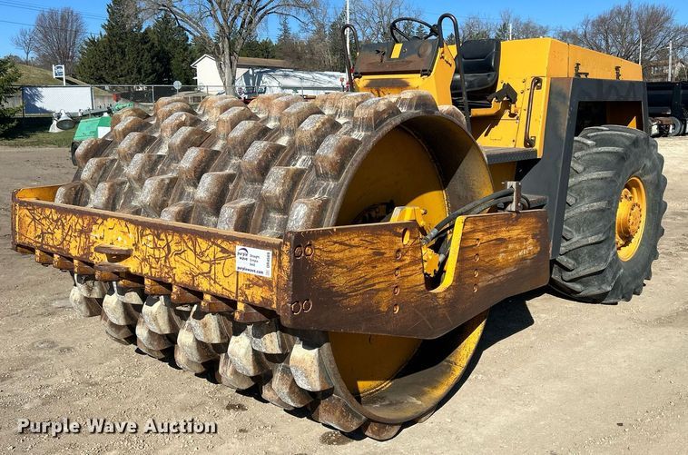 image for item DR4569 1987 Bomag BW213PD  single drum roller