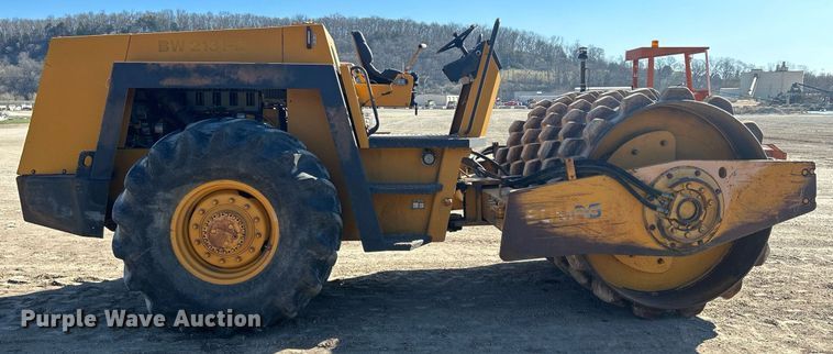 image for item DR4569 1987 Bomag BW213PD  single drum roller