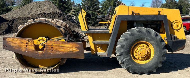 image for item DR4569 1987 Bomag BW213PD  single drum roller