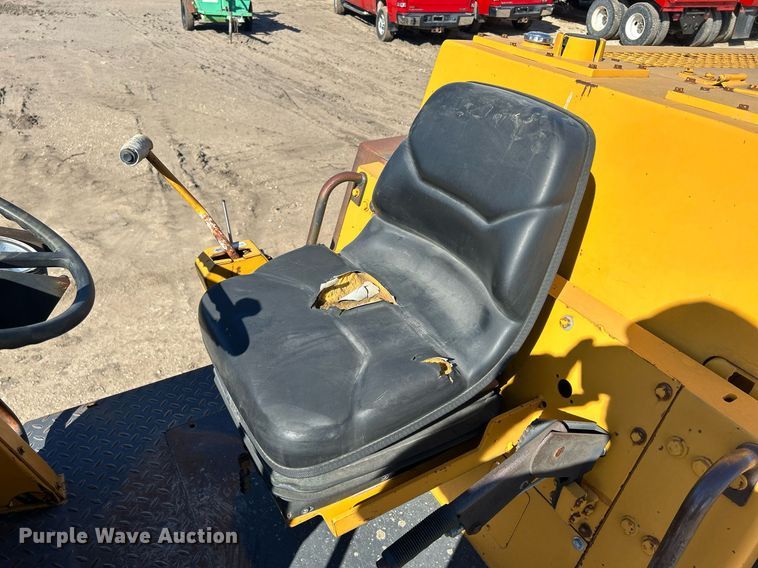 image for item DR4569 1987 Bomag BW213PD  single drum roller