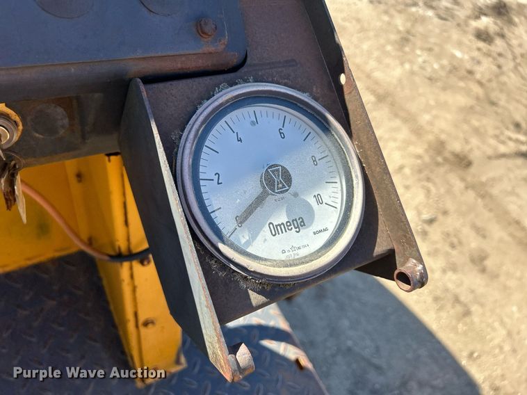 image for item DR4569 1987 Bomag BW213PD  single drum roller