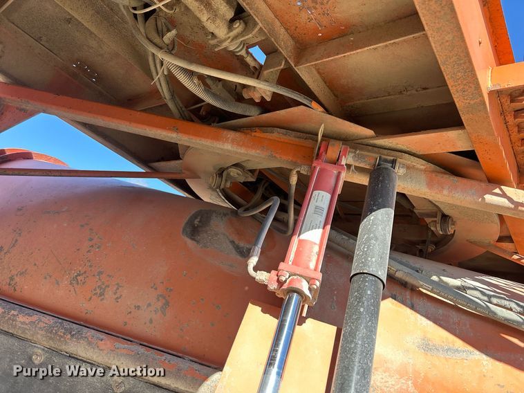 image for item DR4570 2004 Broce RJ350  broom