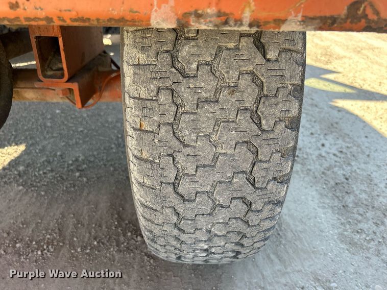 image for item DR4570 2004 Broce RJ350  broom