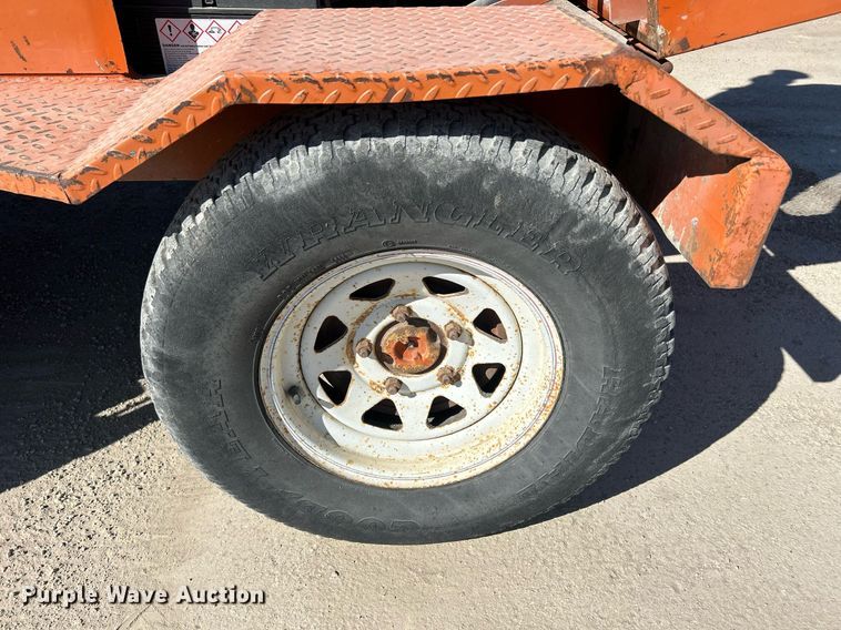 image for item DR4570 2004 Broce RJ350  broom