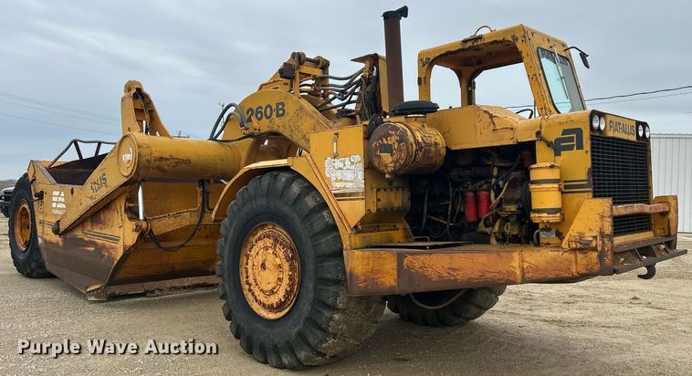 image for item DR4576 1976 Fiat-Allis 260B  elevating scraper