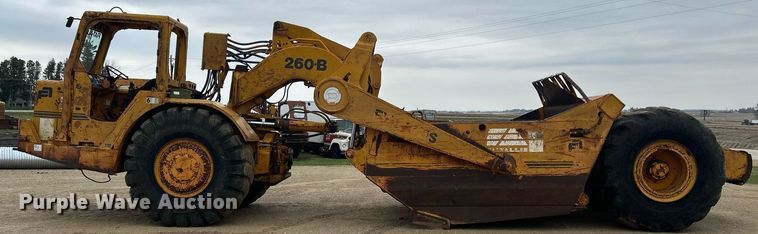 image for item DR4576 1976 Fiat-Allis 260B  elevating scraper