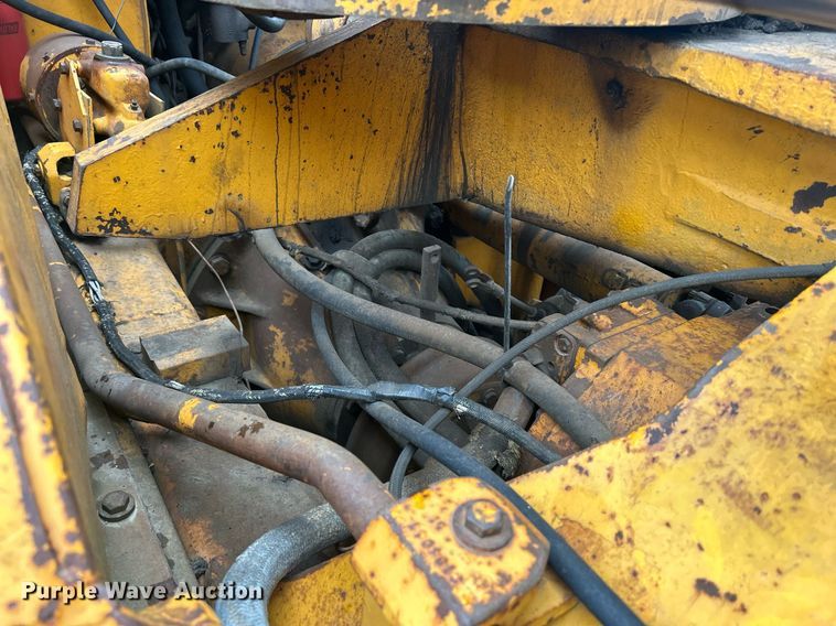 image for item DR4576 1976 Fiat-Allis 260B  elevating scraper