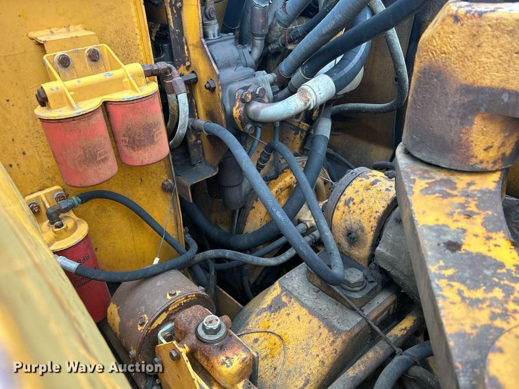 image for item DR4576 1976 Fiat-Allis 260B  elevating scraper